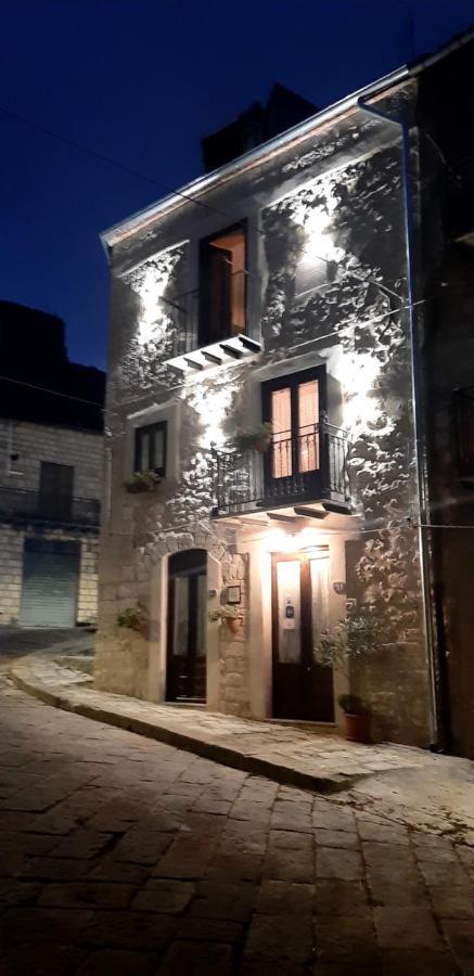 画家迪佩特拉里亚之屋住宿加早餐旅馆 佩特拉利亚索普拉纳 外观 照片