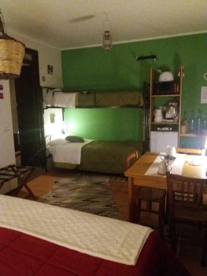 画家迪佩特拉里亚之屋住宿加早餐旅馆 佩特拉利亚索普拉纳 外观 照片