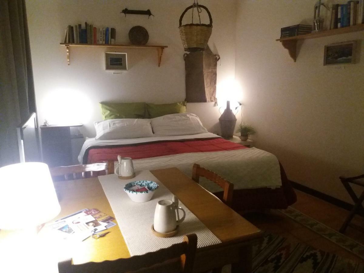 画家迪佩特拉里亚之屋住宿加早餐旅馆 佩特拉利亚索普拉纳 外观 照片